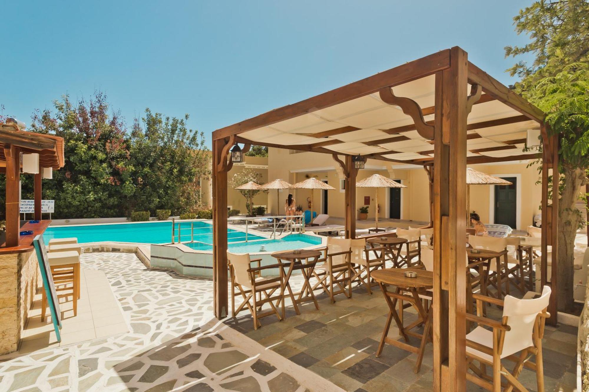 Kyra Panagia Hotel Exterior photo